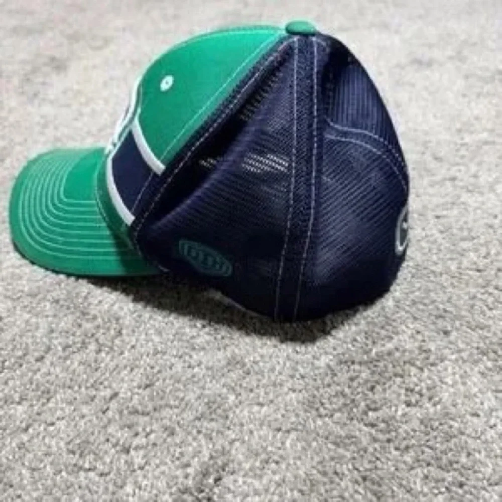 Kids Green and Navy Mesh Baseball Cap with Hockey Logo - Picture 2 of 7
